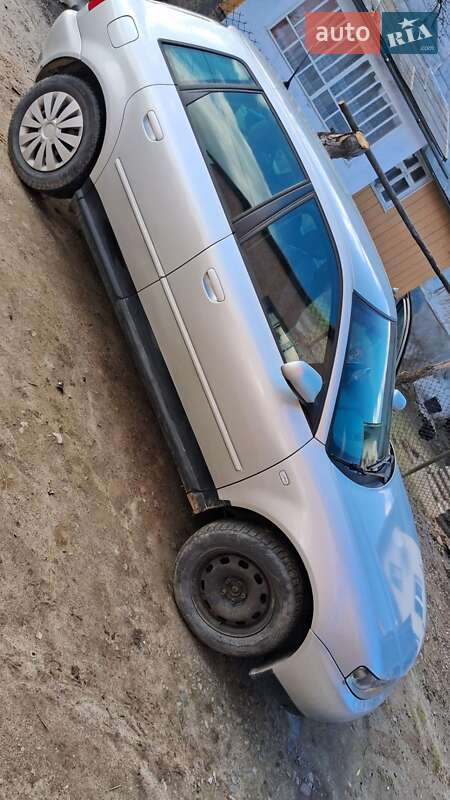 Хэтчбек Audi A3 2002 в Львове