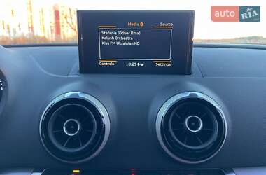 Седан Audi A3 2015 в 