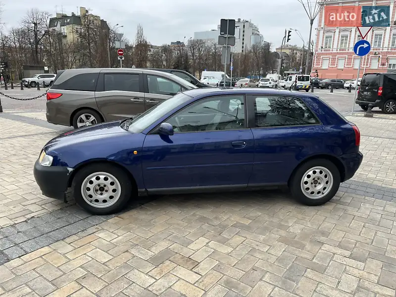 Audi A3 2000 VIN WAUZZZ8LZYA143082 фото оголошення 3 з 52
