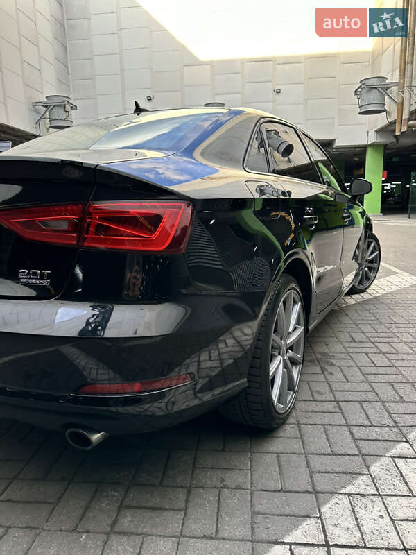 Седан Audi A3 2015 в Киеве