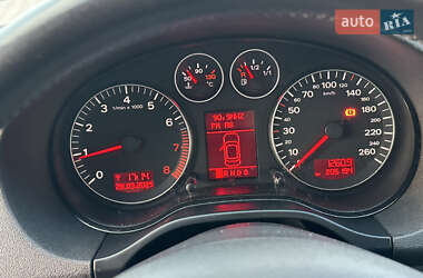 Хэтчбек Audi A3 2006 в 