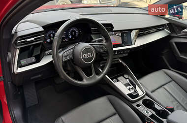 Седан Audi A3 2022 в 