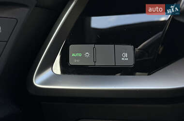 Седан Audi A3 2022 в 