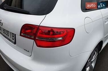 Хэтчбек Audi A3 2010 в 
