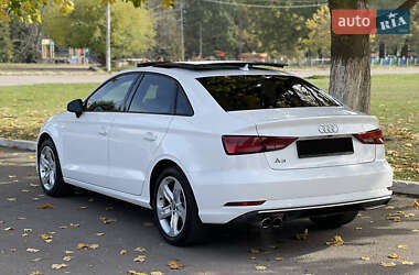 Седан Audi A3 2018 в 