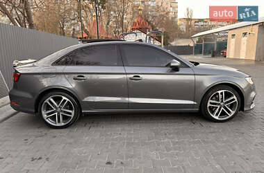 Седан Audi A3 2017 в 