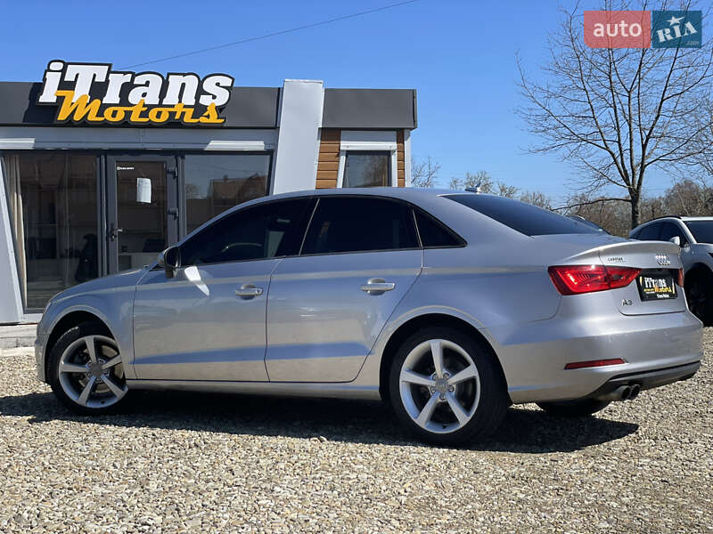 Седан Audi A3 2016 в Стрые