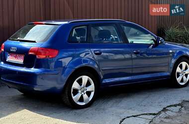 Хэтчбек Audi A3 2007 в 