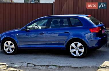 Хэтчбек Audi A3 2007 в 