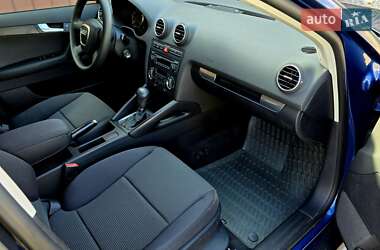 Хэтчбек Audi A3 2007 в 