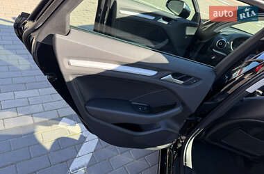 Седан Audi A3 2014 в Луцке