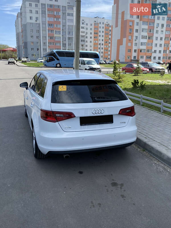 Хэтчбек Audi A3 2014 в Харькове