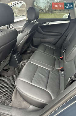 Хэтчбек Audi A3 2012 в 