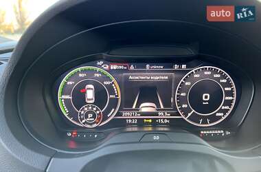 Хетчбек Audi A3 2017 в Первомайську