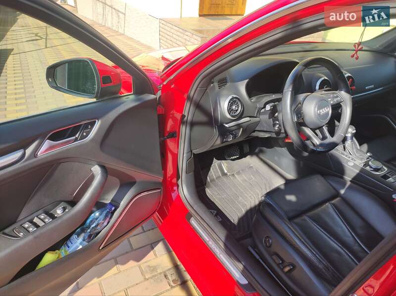 Хэтчбек Audi A3 2017 в Умани