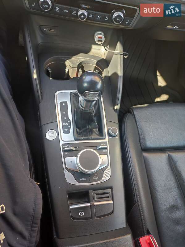 Хэтчбек Audi A3 2017 в Умани