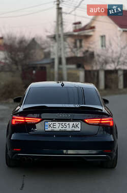 Седан Audi A3 2017 в 