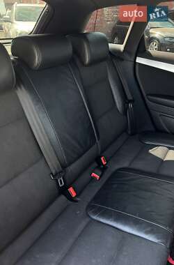 Хэтчбек Audi A3 2005 в 