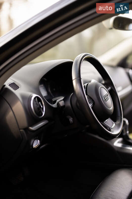 Седан Audi A3 2014 в Виннице
