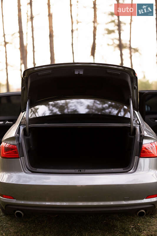 Седан Audi A3 2014 в Виннице