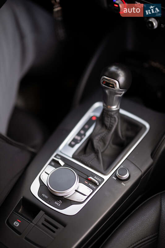 Седан Audi A3 2014 в Виннице