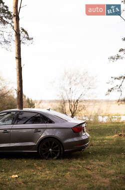 Седан Audi A3 2014 в 