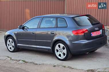 Хэтчбек Audi A3 2006 в 