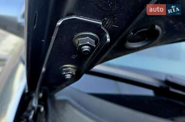 Хэтчбек Audi A3 2006 в 