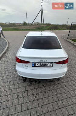Седан Audi A3 2015 в 