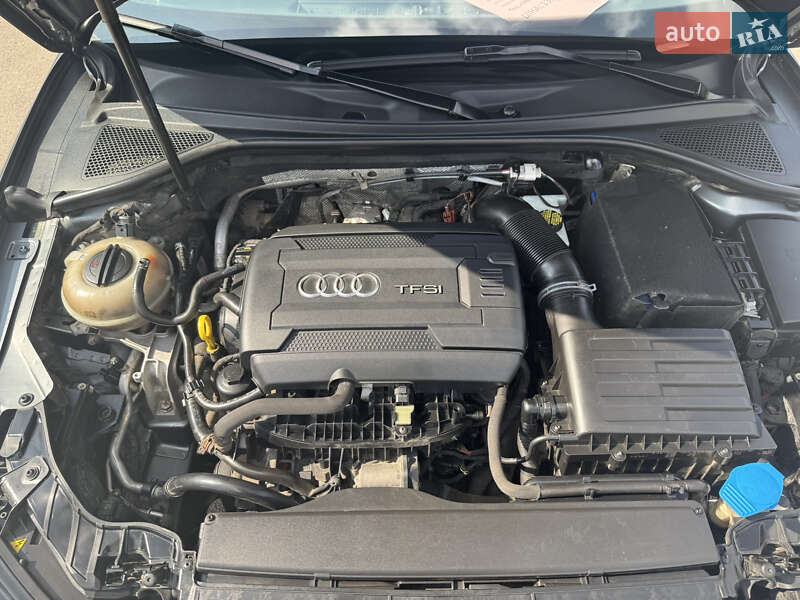 Седан Audi A3 2014 в Запорожье