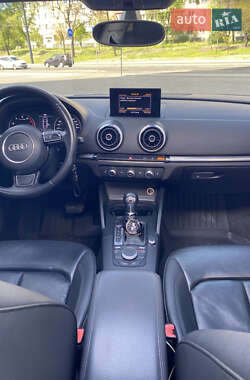 Седан Audi A3 2014 в Дніпрі