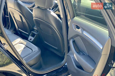 Хетчбек Audi A3 2015 в 