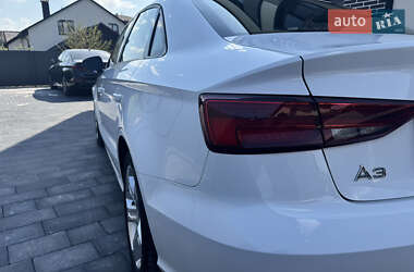 Седан Audi A3 2017 в 