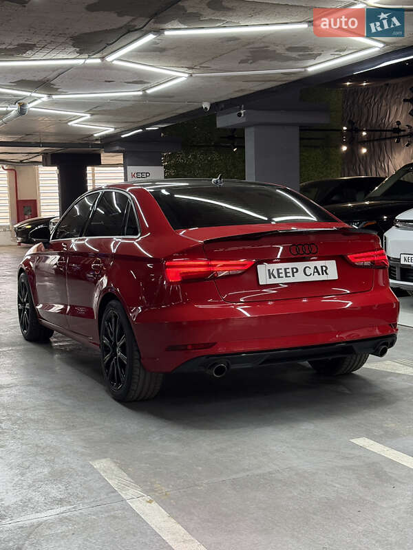 Седан Audi A3 2016 в Одессе