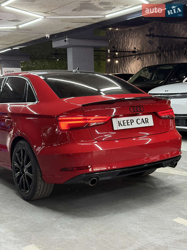 Седан Audi A3 2016 в Одессе