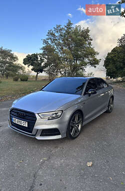 Седан Audi A3 2016 в Харкові