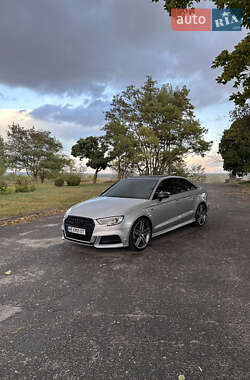 Седан Audi A3 2016 в 