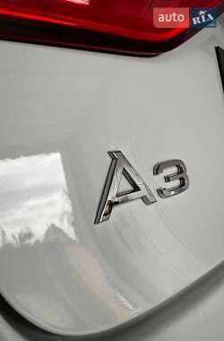 Седан Audi A3 2016 в 