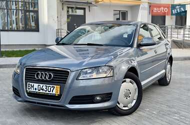 Хетчбек Audi A3 2009 в 