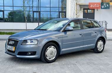 Хетчбек Audi A3 2009 в 