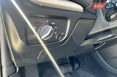 Хэтчбек Audi A3 2017 в 