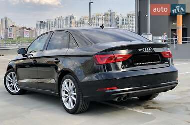 Седан Audi A3 2016 в 