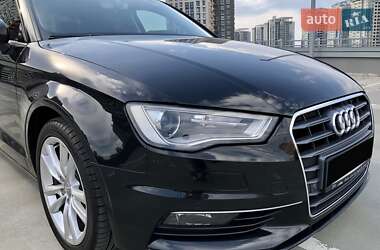 Седан Audi A3 2016 в 