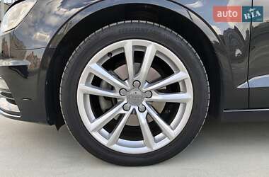 Седан Audi A3 2016 в 