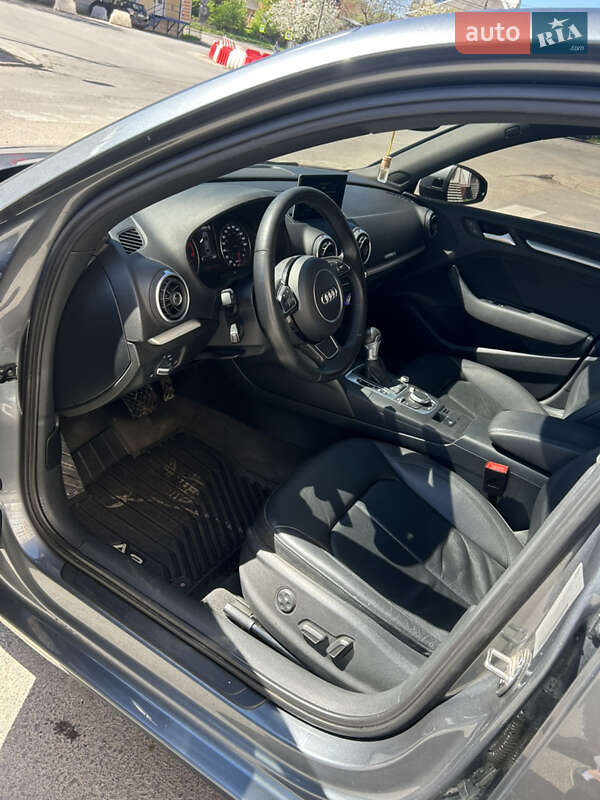 Седан Audi A3 2015 в Тернополе