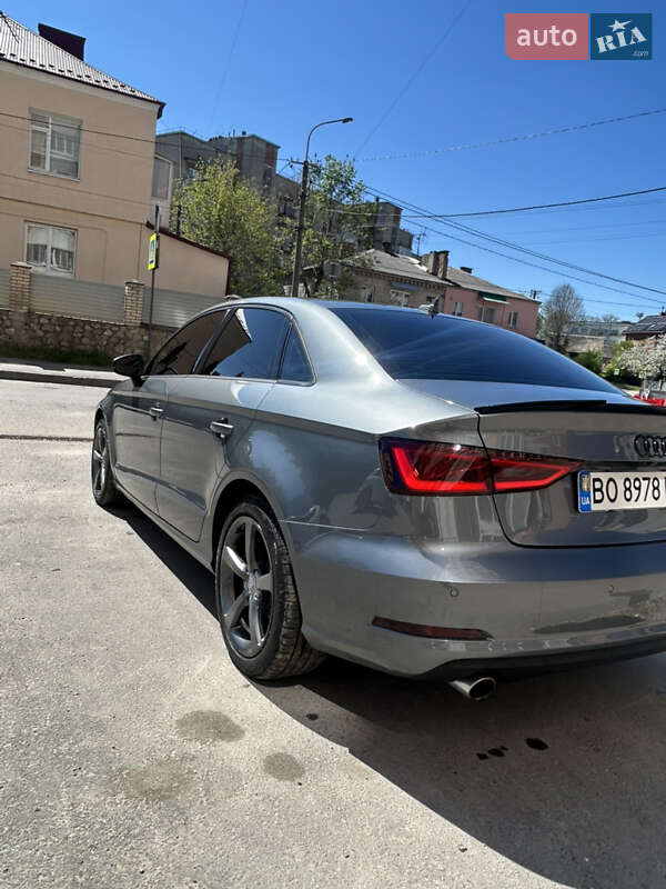 Седан Audi A3 2015 в Тернополе