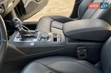 Седан Audi A3 2016 в 