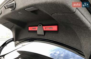 Седан Audi A3 2016 в 