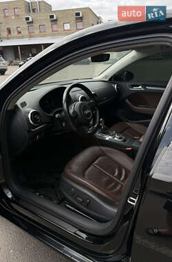 Седан Audi A3 2015 в 