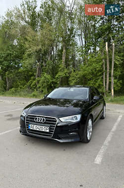 Седан Audi A3 2015 в 